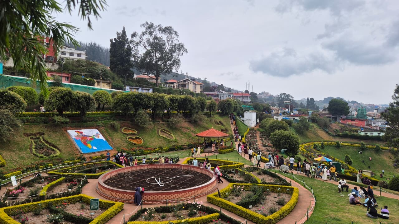 Government Rose Garden Ooty image 7